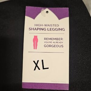 High-Waisted Shaping Legging - Black. XL